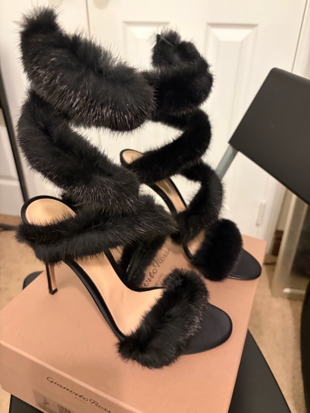 Gianvito Rossi Opera Black Mink Fur Heels 42/12
